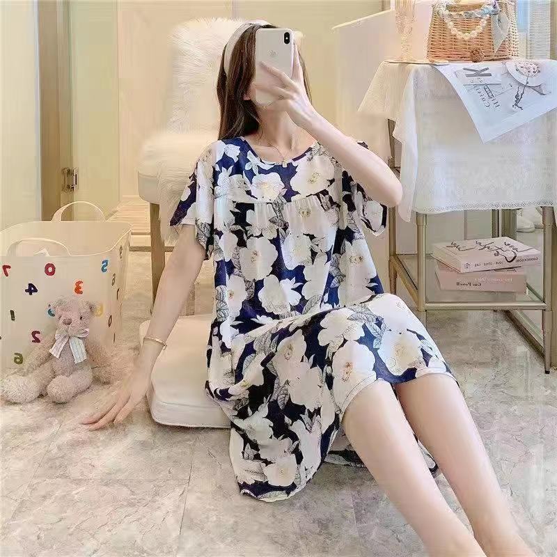 Women's printed nightgown